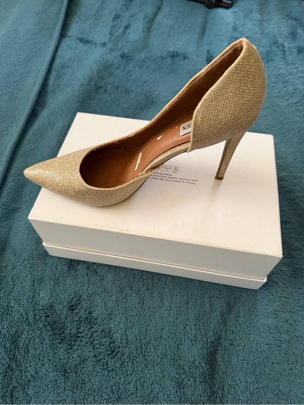 Steve Madden Gold Textured D'Orsay Pointed Stiletto
